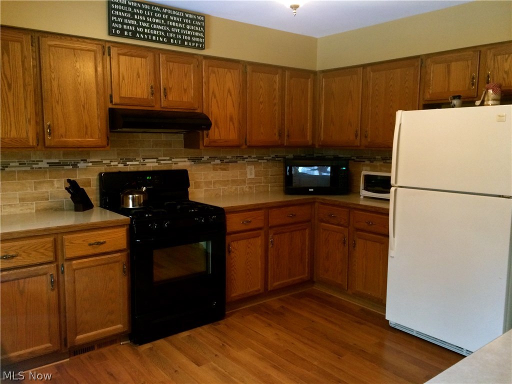 Wyoga Lake Sec K & G - Residential