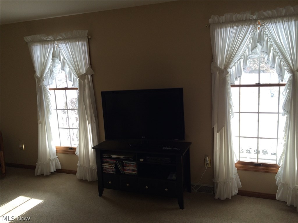 Wyoga Lake Sec K & G - Residential