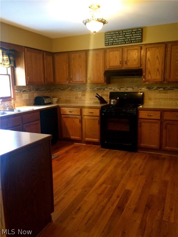 Wyoga Lake Sec K & G - Residential