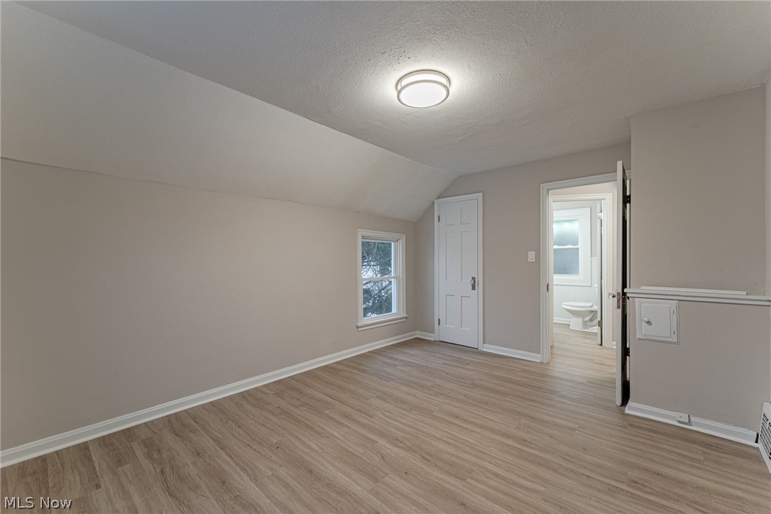 Ravinson Realty Cos Noble Park - Residential