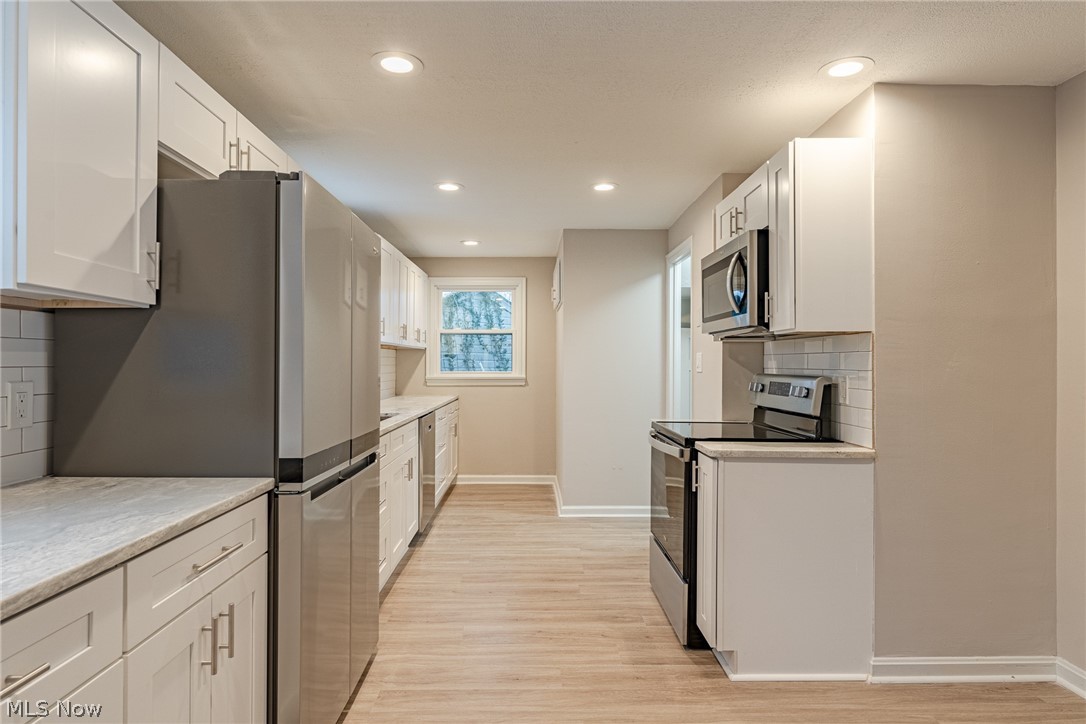 Ravinson Realty Cos Noble Park - Residential