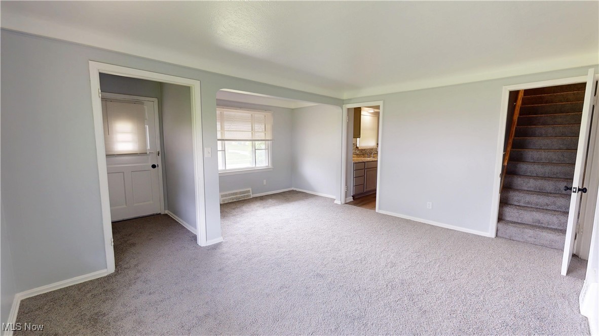 5244 Thomas Street, Maple Heights, Ohio image 4