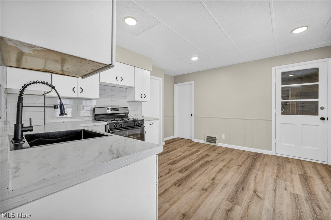 Stone-Hickox-Hosmer Bates-Smit - Residential