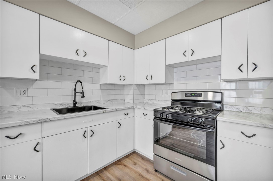 Stone-Hickox-Hosmer Bates-Smit - Residential