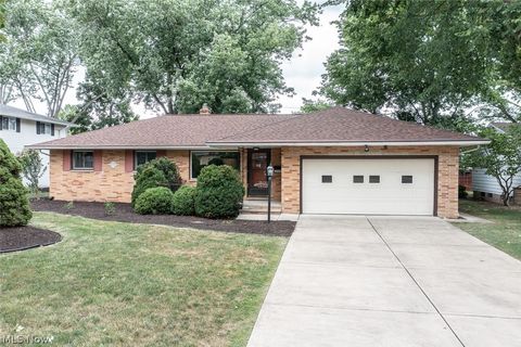 14210 Cherokee Trail, Middleburg Heights, OH 44130 - #: 5053359