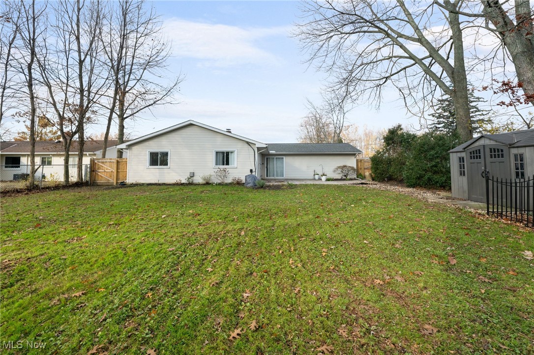 8334 Fairfax Drive, Mentor, Ohio image 26