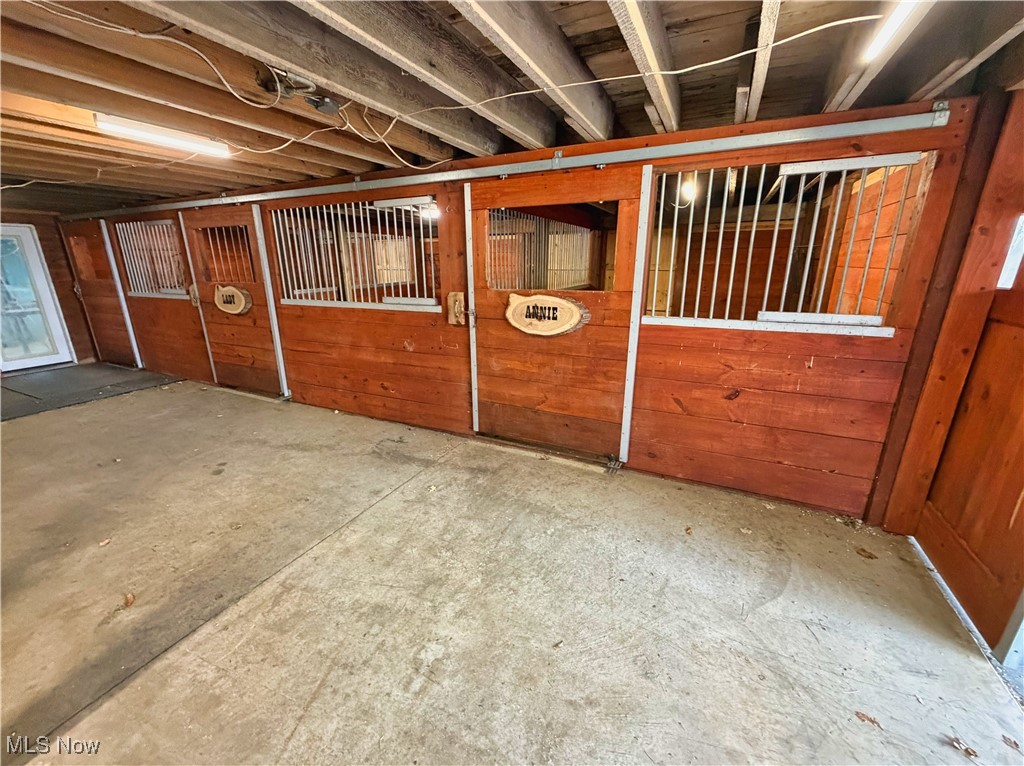 Skyview Manor - Residential