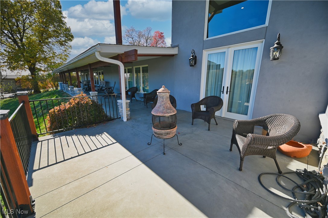 Skyview Manor - Residential