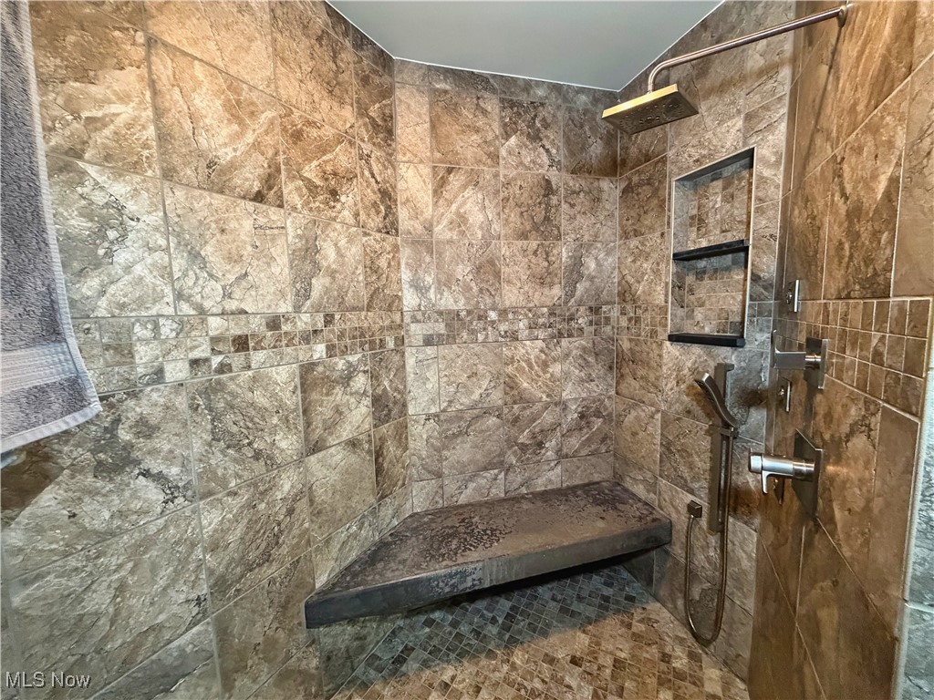 Skyview Manor - Residential