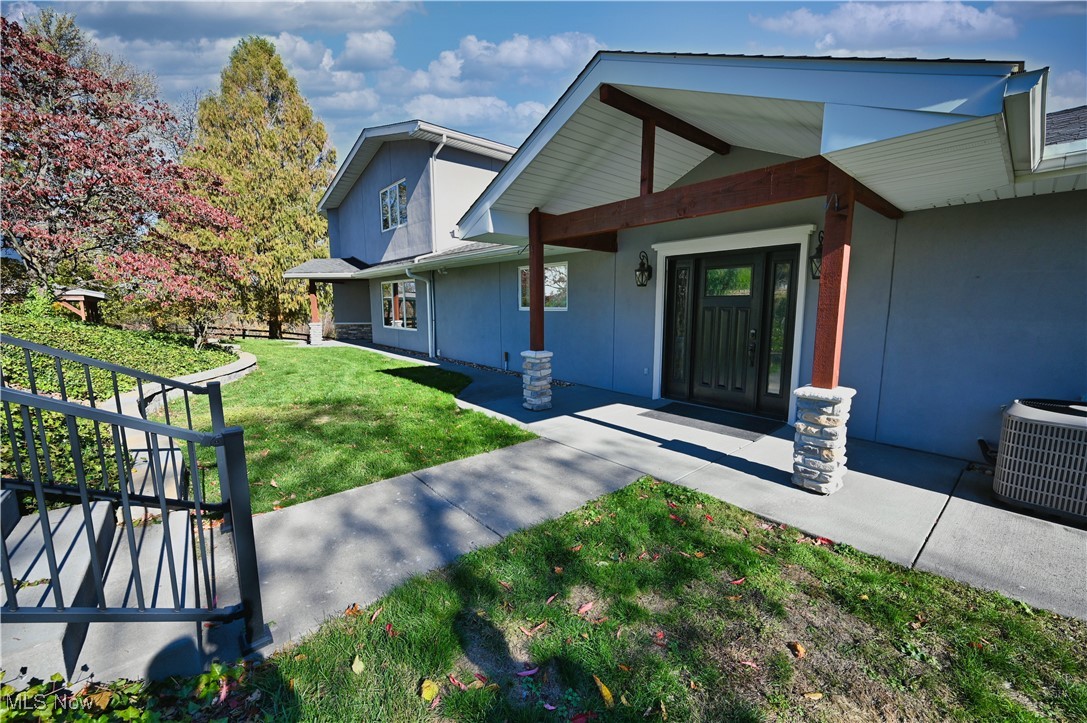 Skyview Manor - Residential