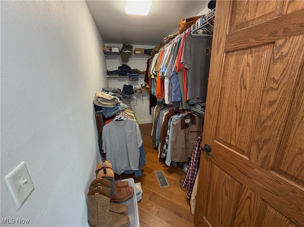 Skyview Manor - Residential