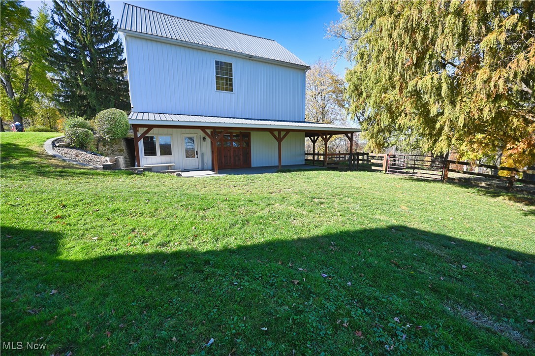 Skyview Manor - Residential