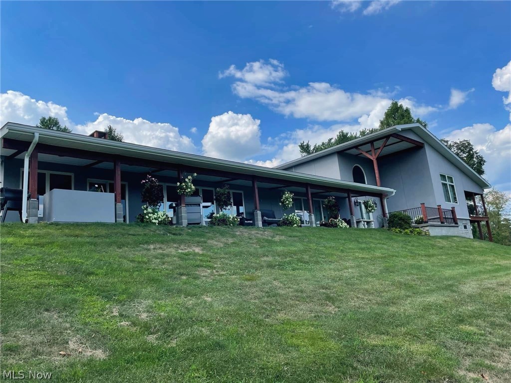 Skyview Manor - Residential