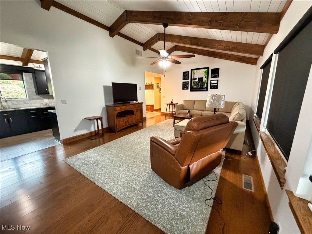 Skyview Manor - Residential