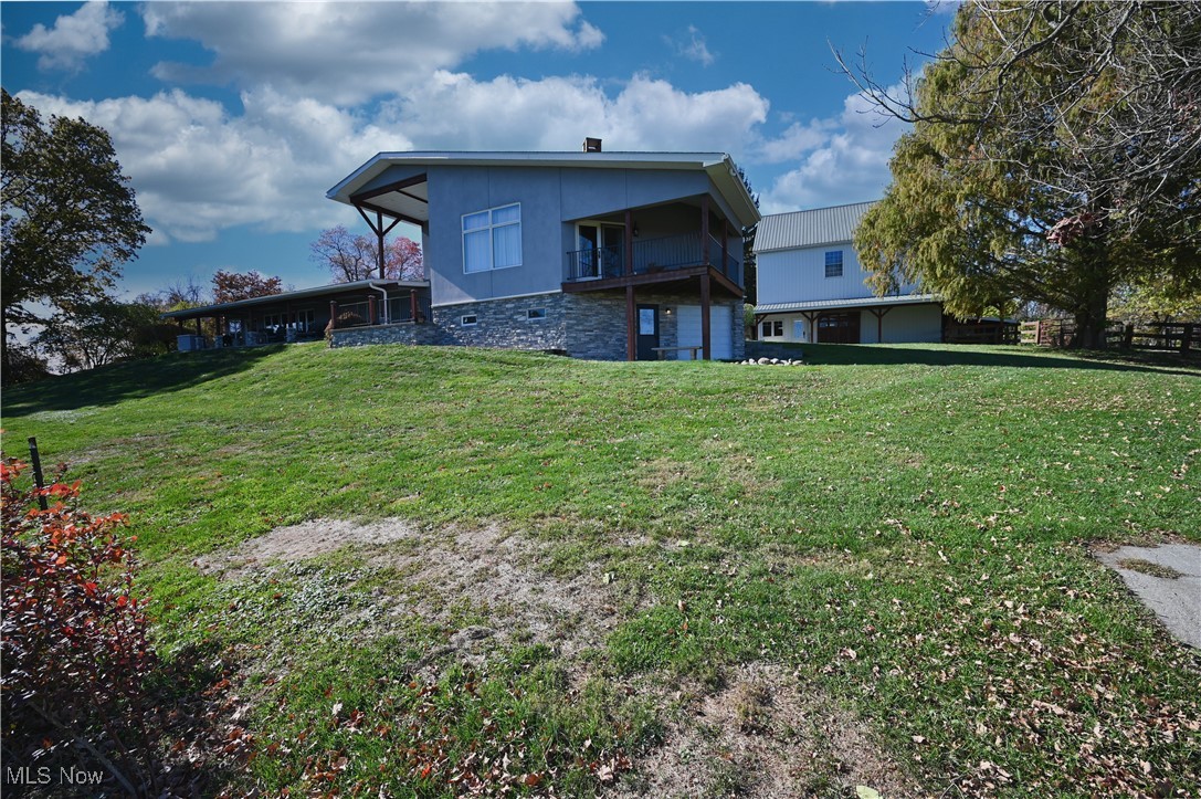 Skyview Manor - Residential