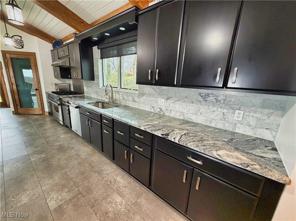 Skyview Manor - Residential