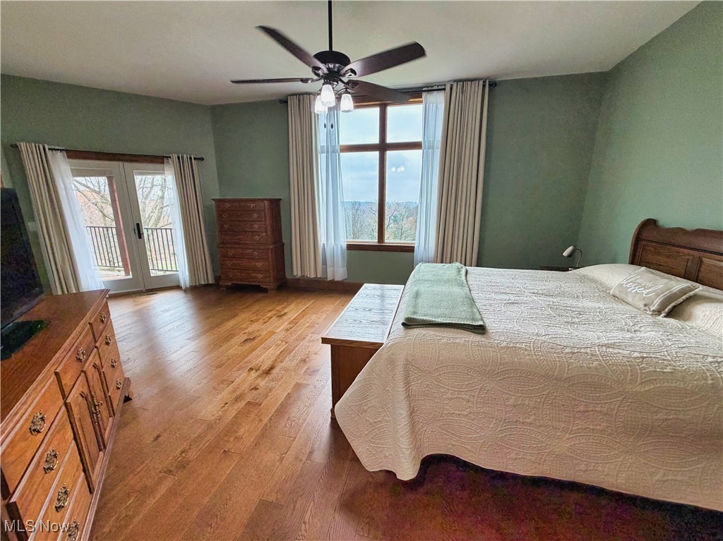 Skyview Manor - Residential