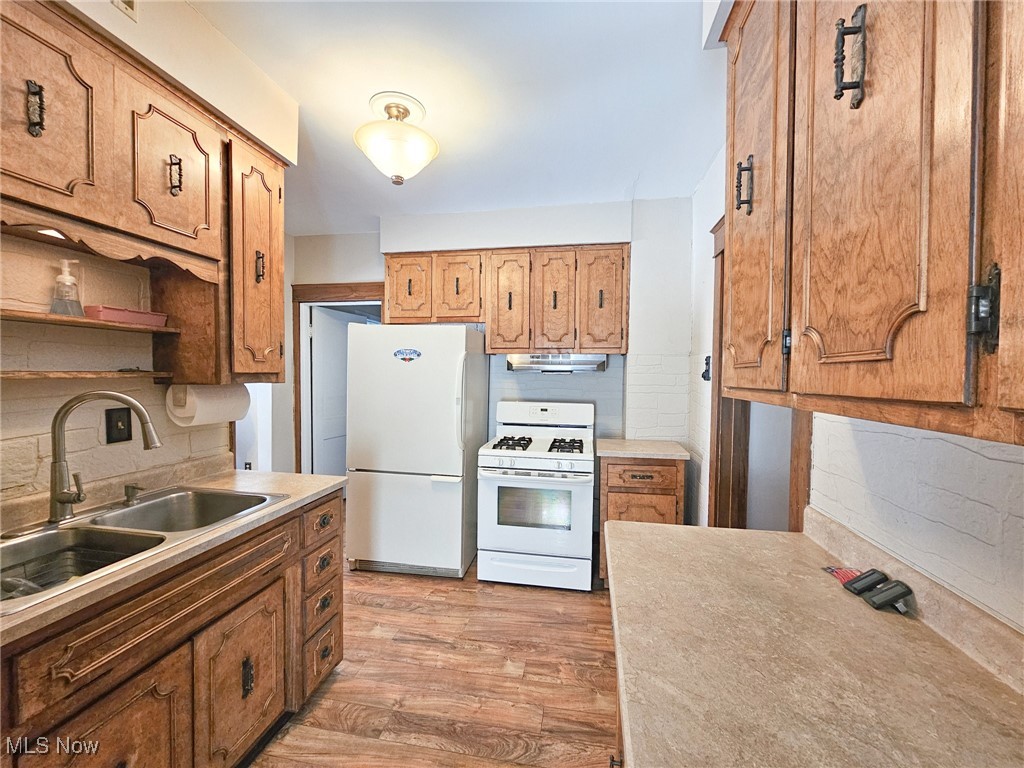 East Youngstown Land & Improve - Residential