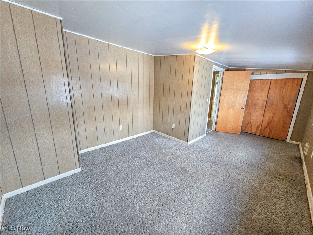 East Youngstown Land & Improve - Residential