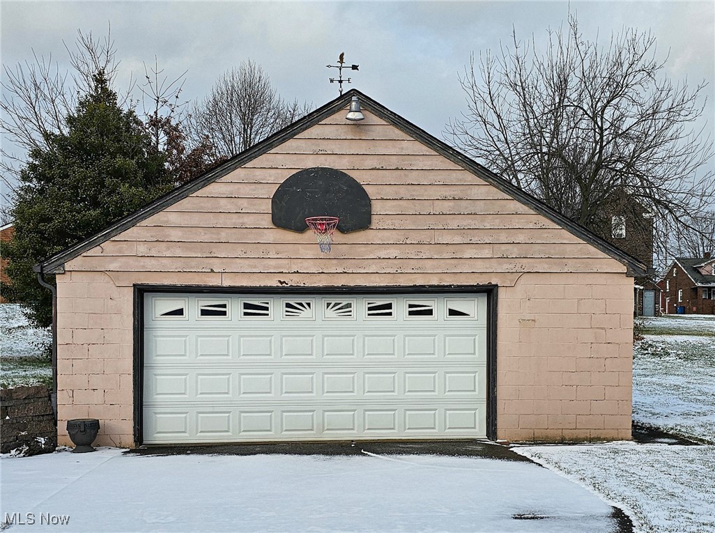 East Youngstown Land & Improve - Residential