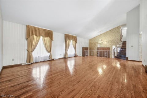 Tiny photo for 15559 Cottonwood Oval, Middleburg Heights, OH 44130 (MLS # 5254353)