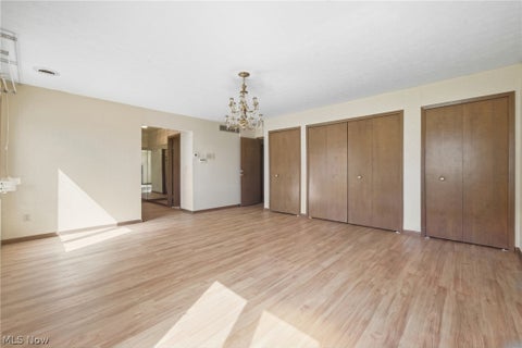 Tiny photo for 15559 Cottonwood Oval, Middleburg Heights, OH 44130 (MLS # 5254353)