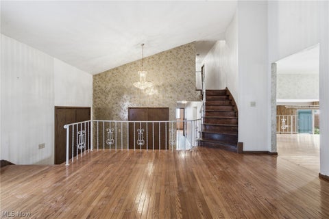 Tiny photo for 15559 Cottonwood Oval, Middleburg Heights, OH 44130 (MLS # 5254353)