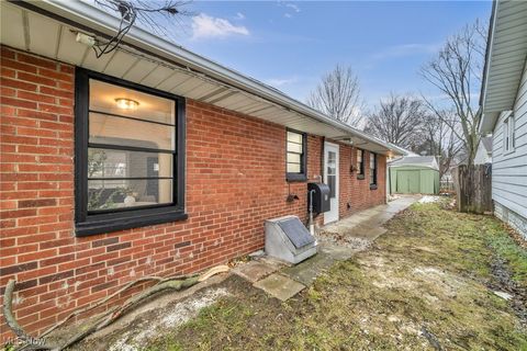 Tiny photo for 985 Clement Street, Akron, OH 44306 (MLS # 5180144)