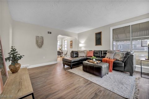 Tiny photo for 985 Clement Street, Akron, OH 44306 (MLS # 5180144)