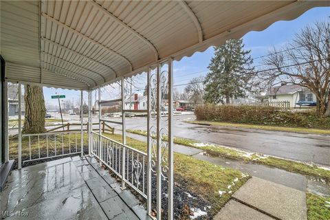 Tiny photo for 985 Clement Street, Akron, OH 44306 (MLS # 5180144)