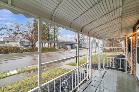 Tiny photo for 985 Clement Street, Akron, OH 44306 (MLS # 5180144)