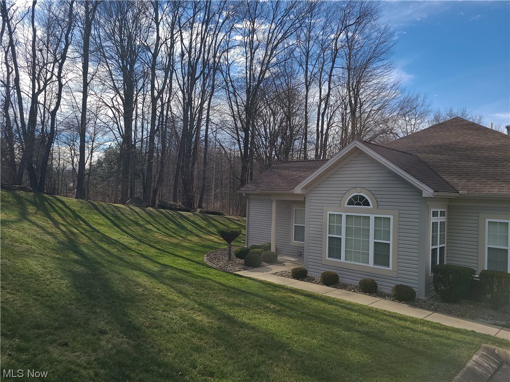 Clingan Xing Condo - Residential