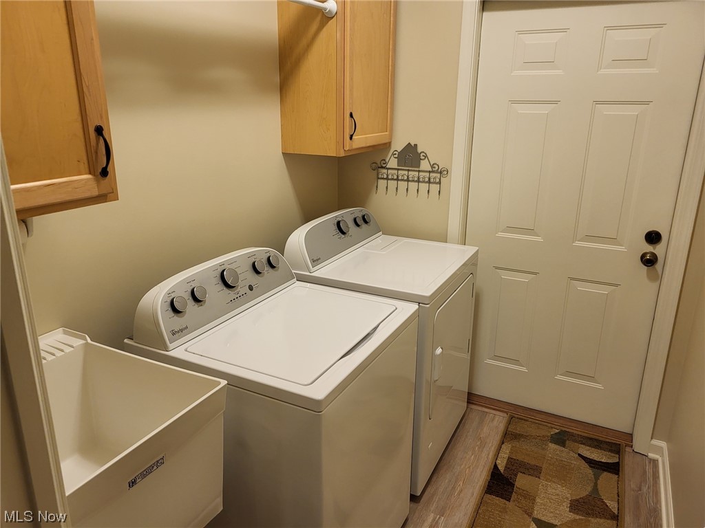 Clingan Xing Condo - Residential