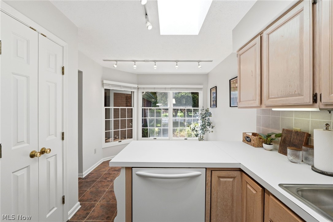 Westwinds II - Residential