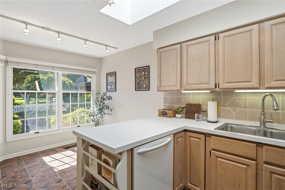 Westwinds II - Residential
