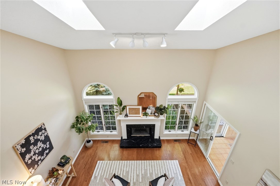 Westwinds II - Residential