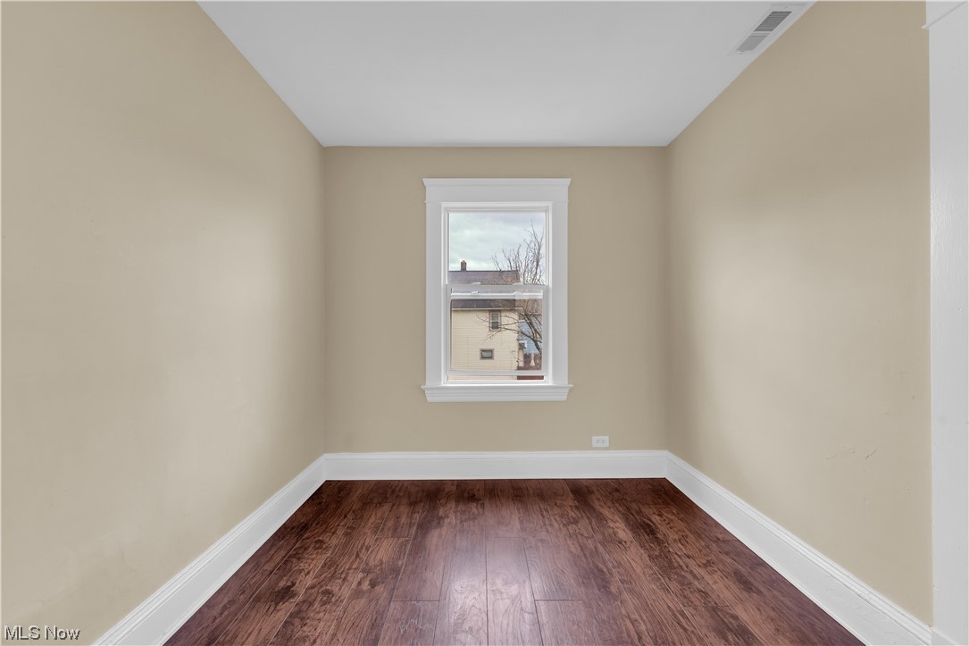 H Clark Fords Sub - Residential Lease