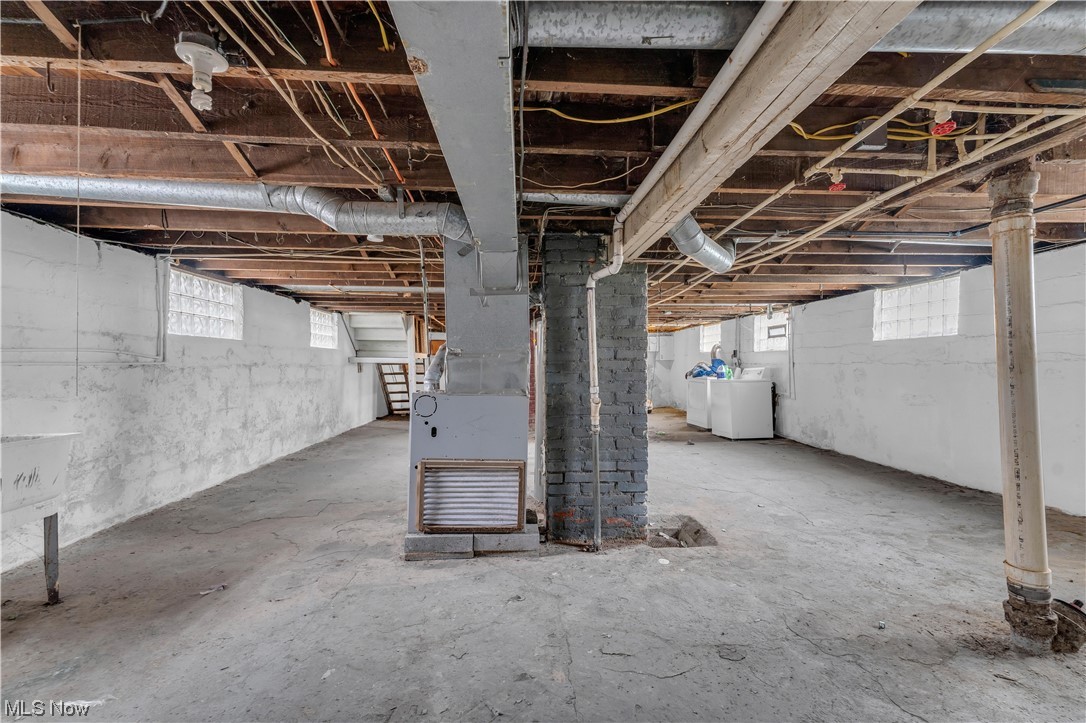 H Clark Fords Sub - Residential Lease