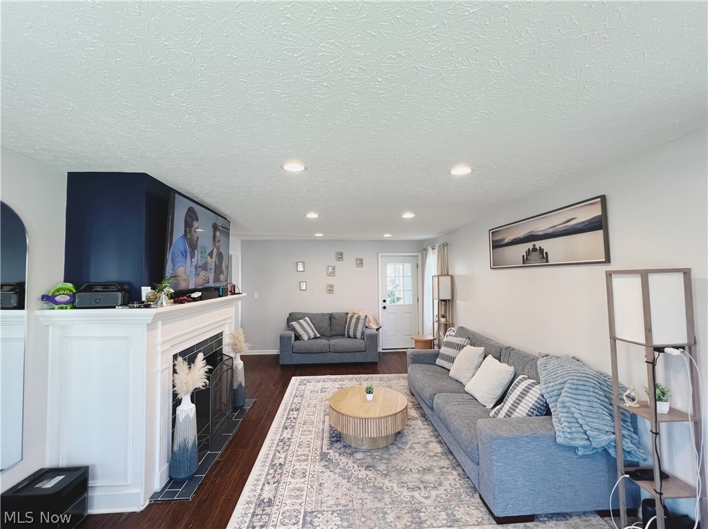 Baldwin Sl - Residential