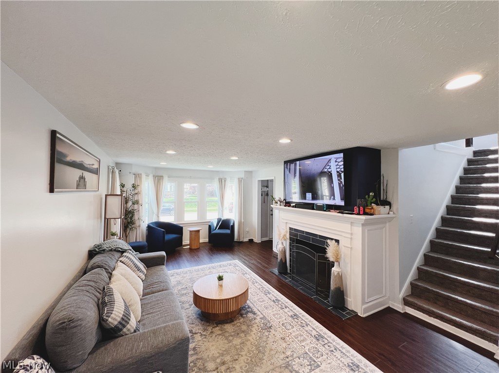 Baldwin Sl - Residential