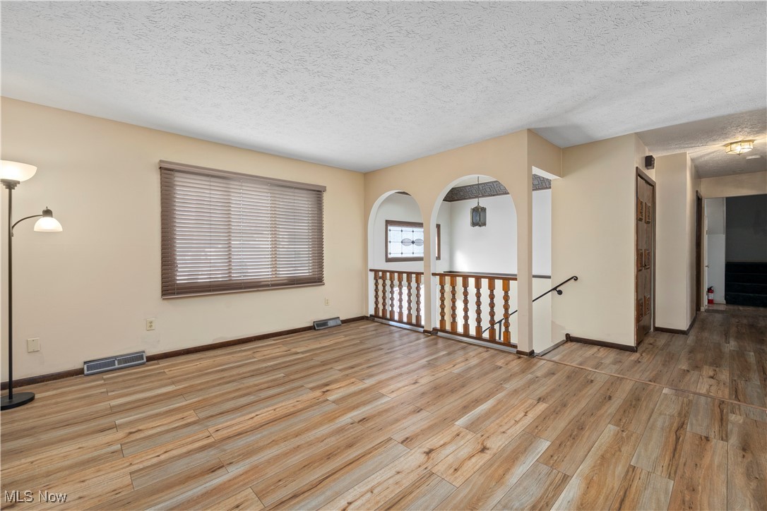 Valley Forest 06 - Residential