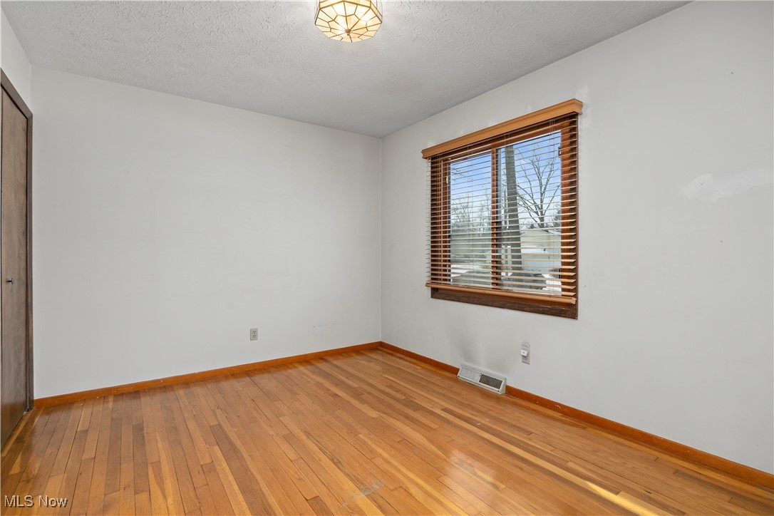 Valley Forest 06 - Residential