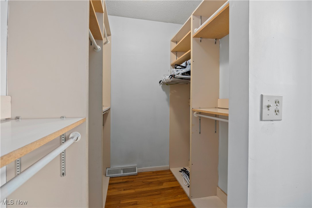 Valley Forest 06 - Residential