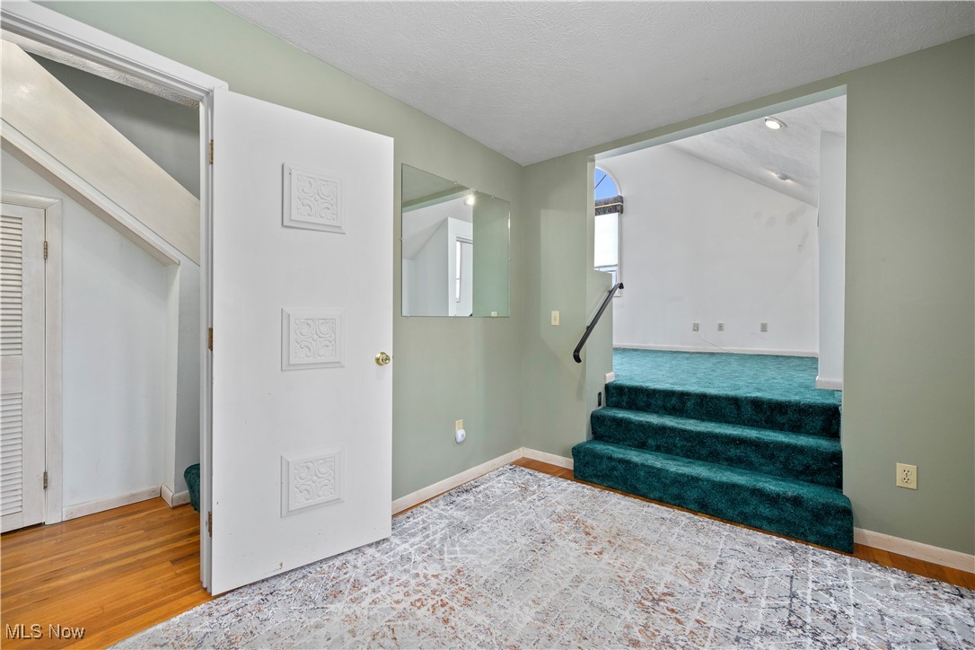 Valley Forest 06 - Residential