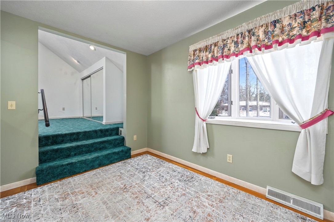 Valley Forest 06 - Residential