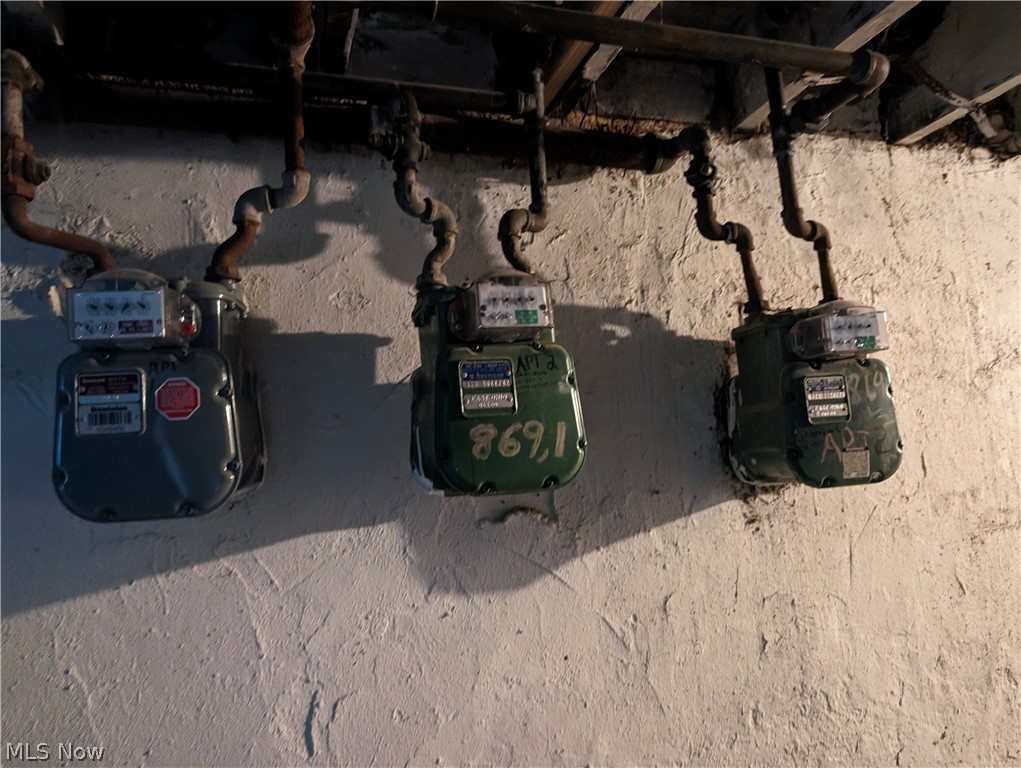 William T & Bessie Voris Sawye - Commercial Lease