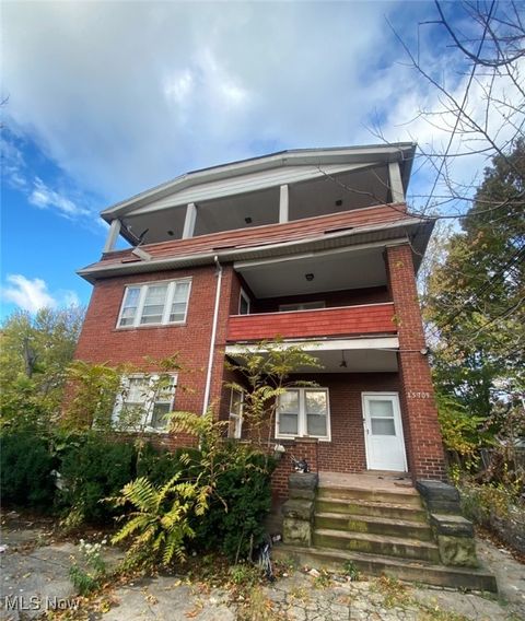 15709 Halliday Avenue Cleveland OH 44110