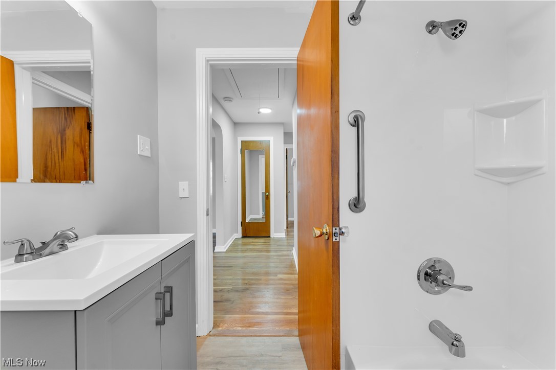 Lath-Rite Bldg Companys Propo - Residential Lease