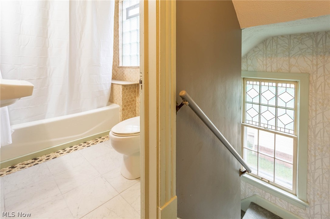 Gilbert Hogans Add 02 - Residential