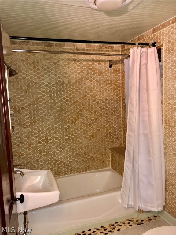 Gilbert Hogans Add 02 - Residential